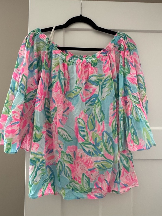 Lilly Pulitzer Tops - LILLY PULITZER NEVIE TOP TOTALLY BLOSSOM M